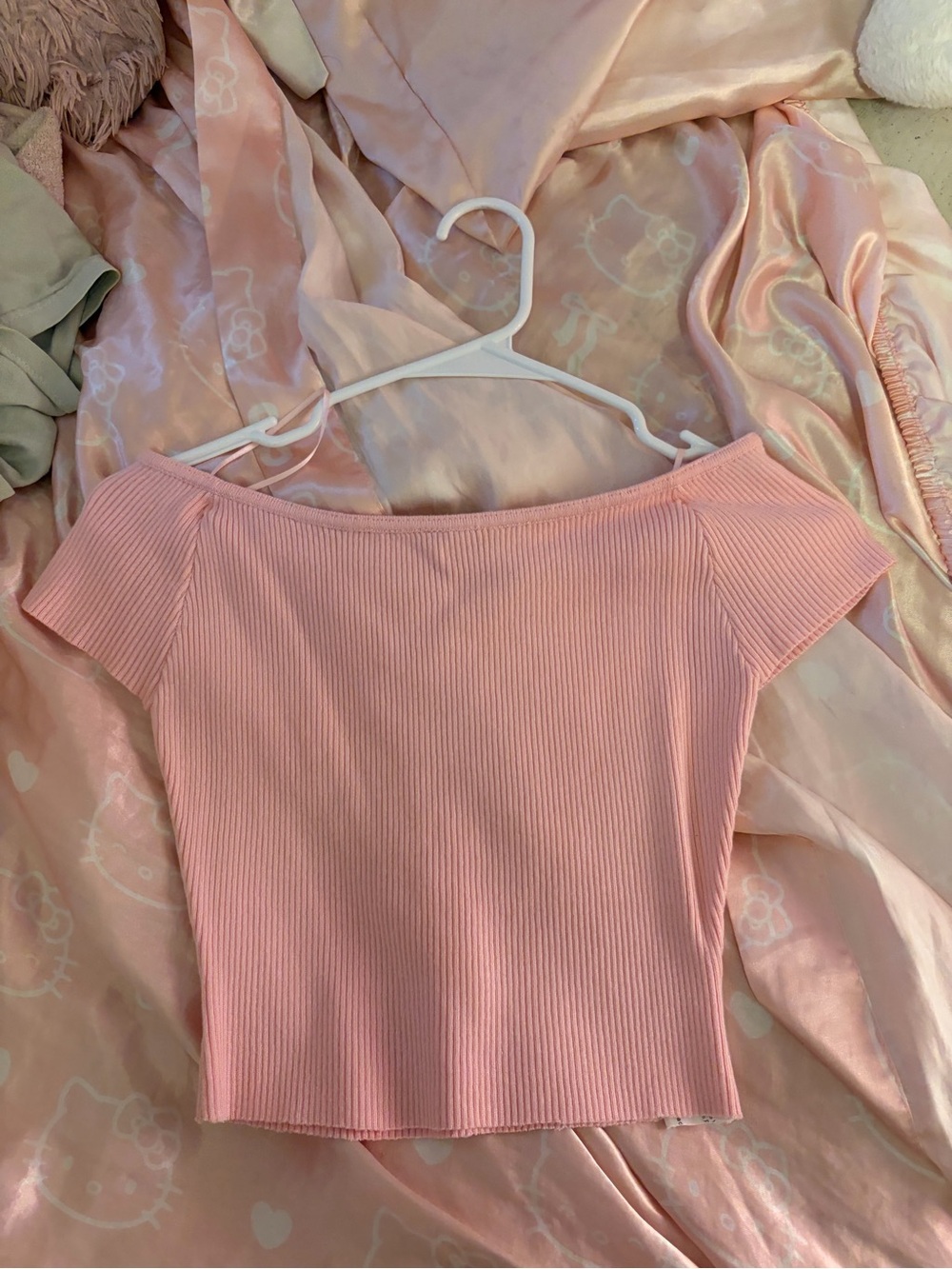 Off-Shoulder Ribbed Crop Top in Light Pink